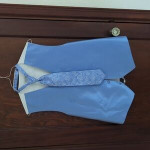 Larr Brio Light Blue Formal/ Wedding  Wear Vest and Matching Tie Size Men's XL